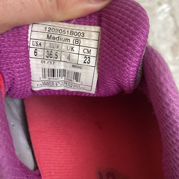 Brooks defyance 9 sneakers size 6 - Picture 7 of 7